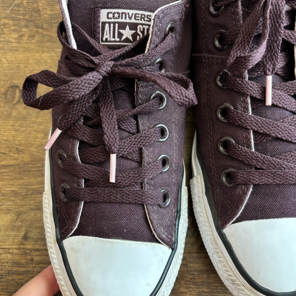 Converse All Star Low Top Purple Sneakers Women’s Size 8 - Picture 4 of 10
